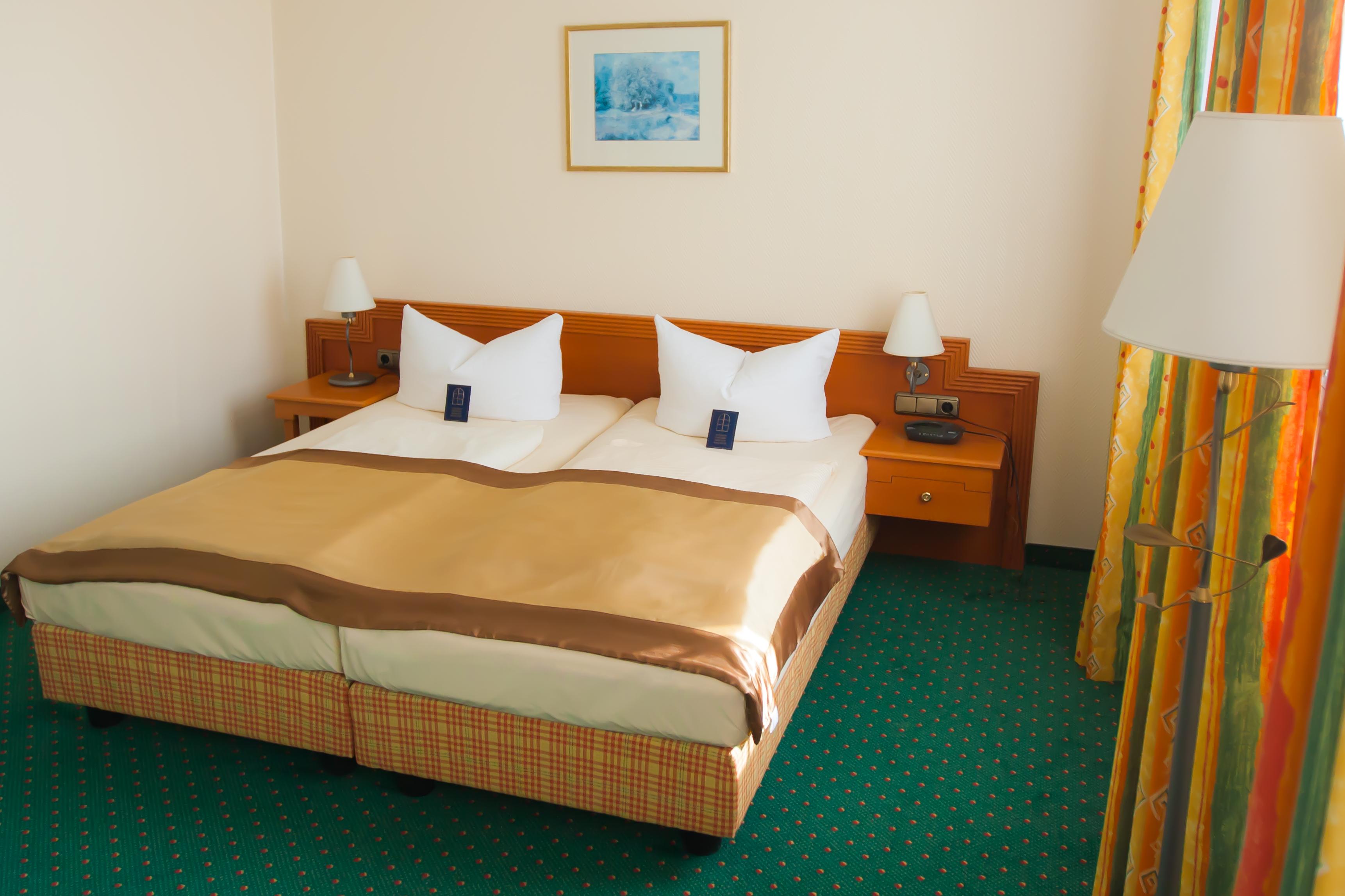 City Hotel Kaiserhof Оффенбах Экстерьер фото
