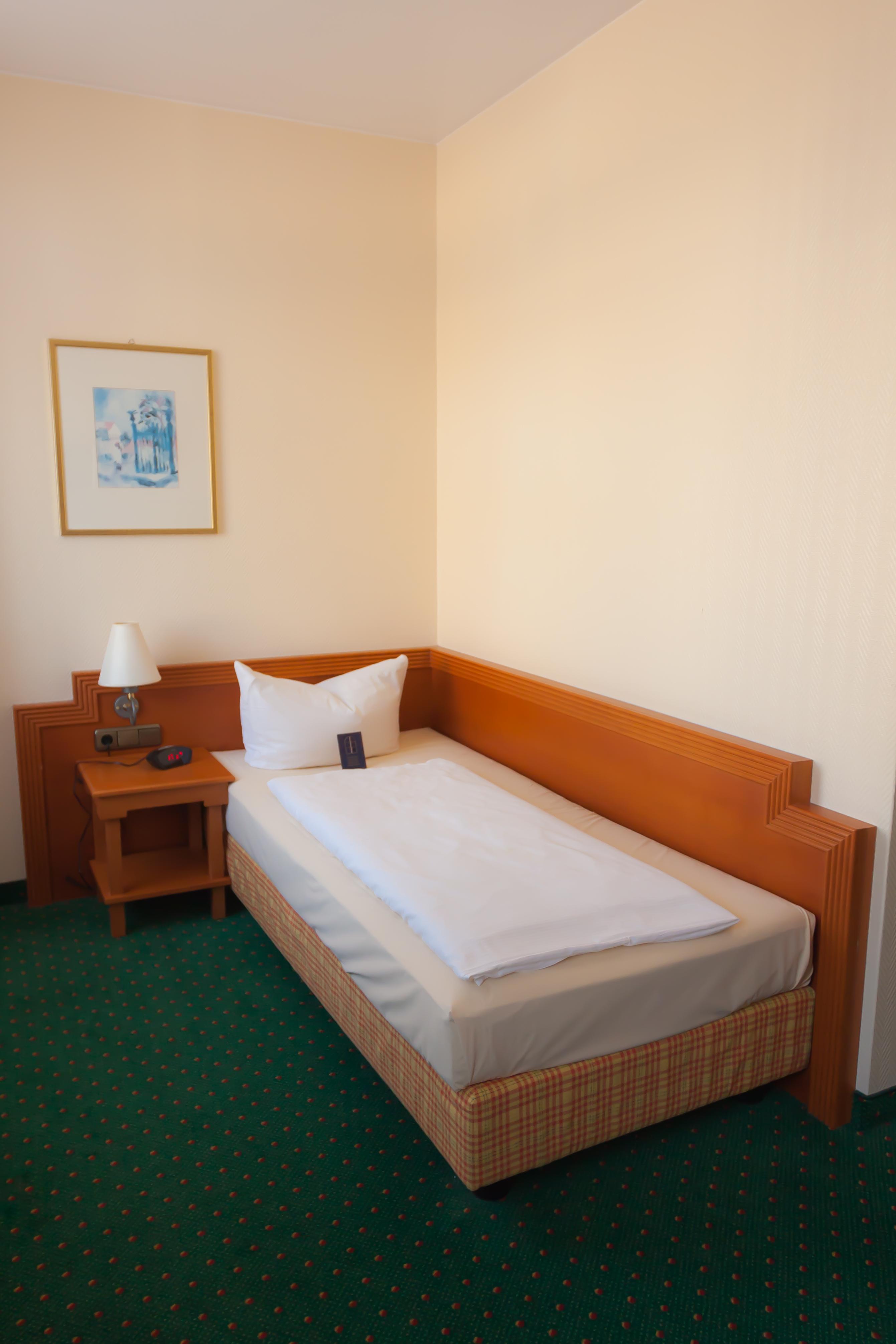 City Hotel Kaiserhof Оффенбах Экстерьер фото