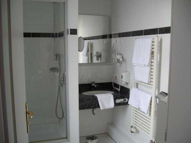 City Hotel Kaiserhof Оффенбах Номер фото
