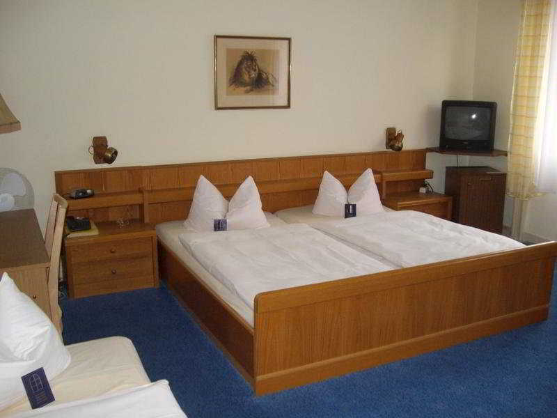 City Hotel Kaiserhof Оффенбах Номер фото
